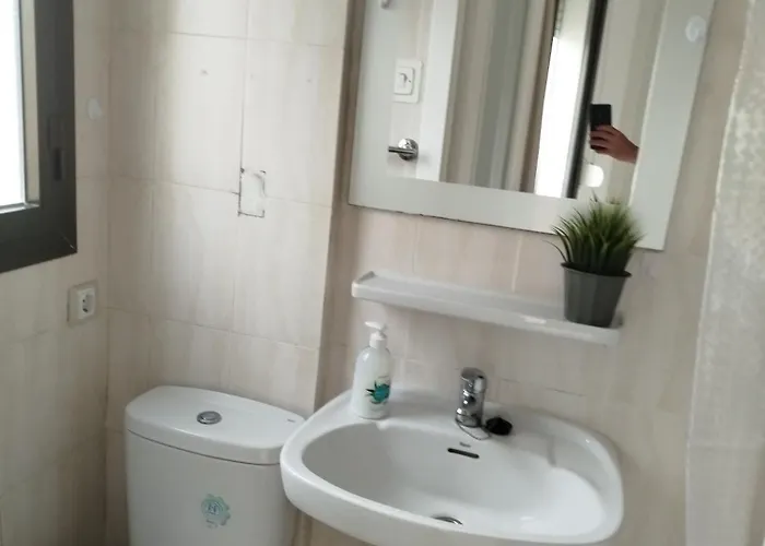 Estudio 2 Personas Con Piscina En