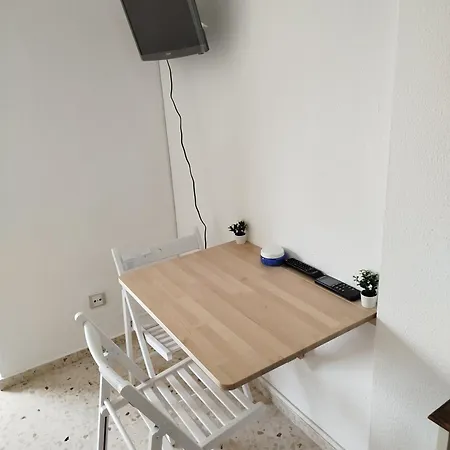 Estudio 2 Personas Con Piscina En Daire
