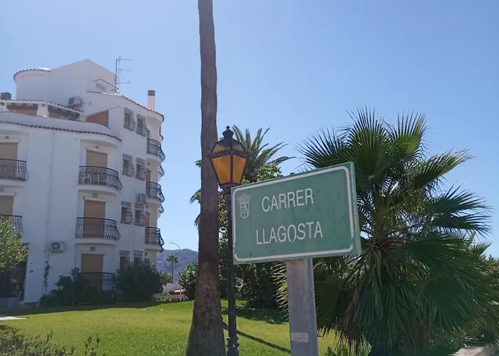 Estudio 2 Personas Con Piscina En