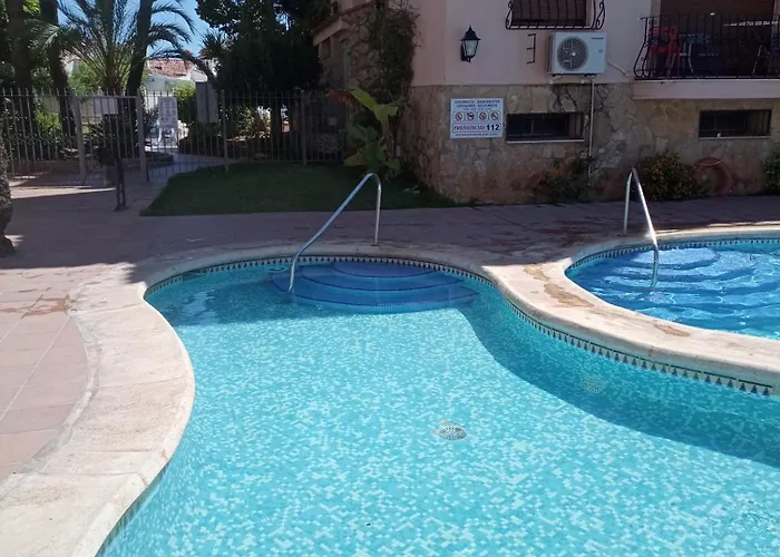 Estudio 2 Personas Con Piscina En Apartment