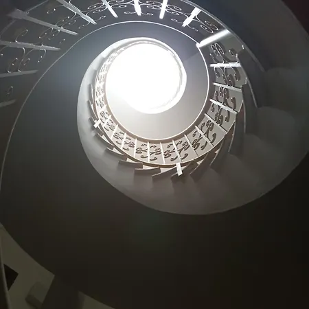 Estudio 2 Personas Con Piscina En 아파트